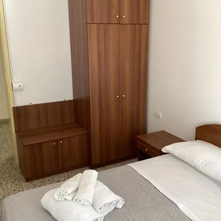 Alexandra Pensión Bellaria-Igea Marina